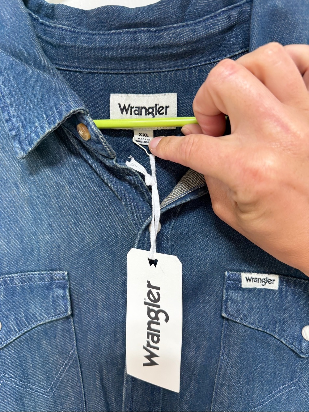 Wrangler Men's Blue Denim Button-Down Shirt - Picture 3 of 4
